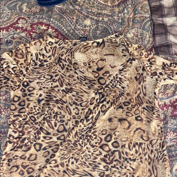 Shirt - Picture 5 of 6